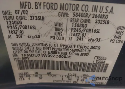 2002 Ford Explorer Eddie Bauer из США, поврежденный, VIN 1FMDU74W02ZD00032